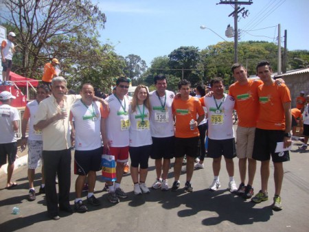 Corrida e caminhada Ecohorto no Jd. Amanda.