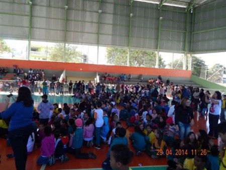 Jardim Novo Ângulo ganha um amplo espaço para educação física.